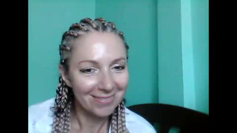 Snapshot of valleriwind chatting on February 13, 6:30 am ValleriWind online show from February 13, 6:30 am