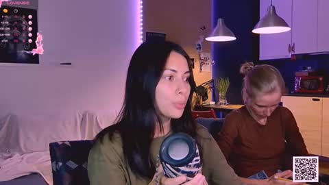 Little Devil online show from September 10, 10:44 pm