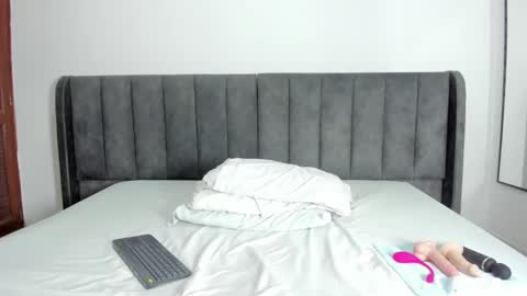 valtira nova online show from February 26, 9:55 am