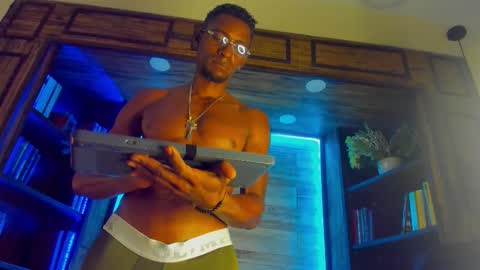 valtorkane online show from October 28, 12:06 pm