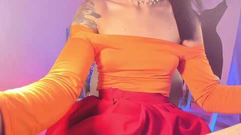 Snapshot of valu_57 chatting on February 16, 1:14 am Valu online show from February 16, 1:14 am