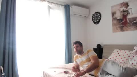 valyvalisimo online show from March 25, 7:59 am