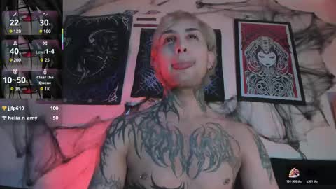 david guzman i model independenthelp me with a thumbs up online show from November 11, 2:03 am