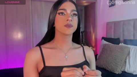 Cinnamon  online show from April 12, 11:42 pm