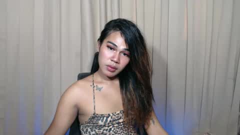 vampy_ebony_laxine online show from November 12, 6:27 am