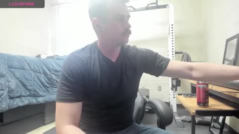 Snapshot of vandal2021 chatting on February 21, 11:21 pm Vandal2021 online show from February 21, 11:21 pm