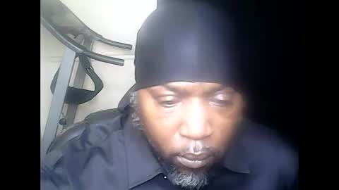 vandall3394 online show from March 20, 4:06 am