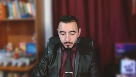 vanderheyl online show from October 2, 5:06 am