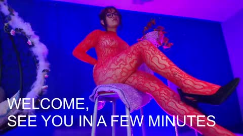 Vanelope online show from April 16, 2:11 am