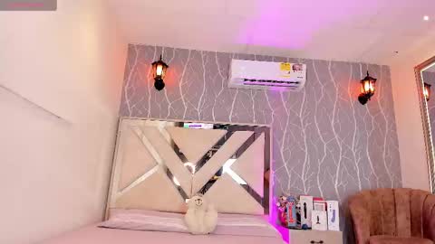    online show from February 23, 1:32 pm