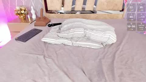    online show from May 31, 1:43 pm
