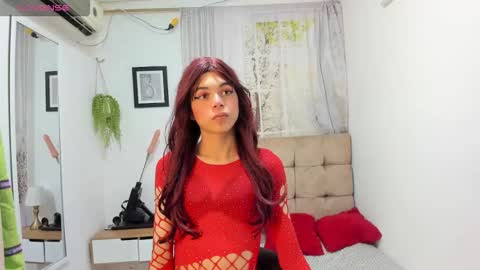 vanessa_jenner online show from March 4, 2:41 am