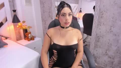 Vanessa  online show from February 6, 8:11 pm