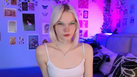 Vanessa online show from May 5, 3:18 pm