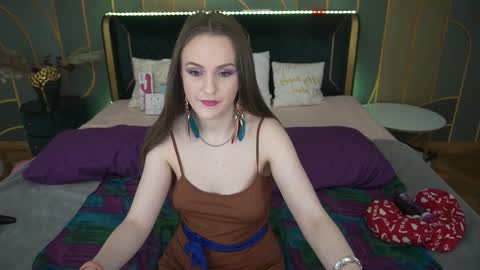 vanessabeautyy online show from February 5, 10:11 pm