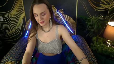 vanessabeautyy online show from February 3, 5:07 am