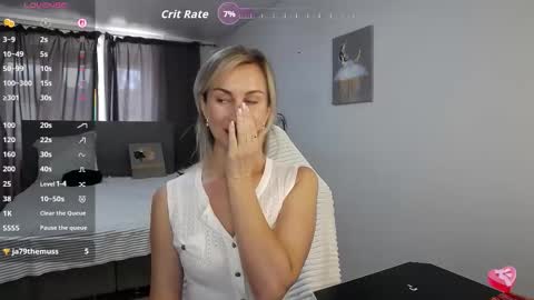 Snapshot of vanessakleiner chatting on September 21, 5:55 am Vanessa online show from September 21, 5:55 am