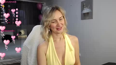 Snapshot of vanessakleiner chatting on March 3, 6:04 am Vanessa online show from March 3, 6:04 am
