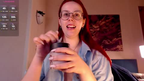 Snapshot of vanessalincum chatting on September 16, 7:00 am Vanessa follow me - I will answer you there at any time online show from September 16, 7:00 am