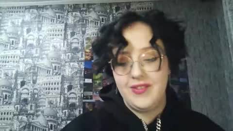 vanessashadow online show from November 19, 5:45 pm