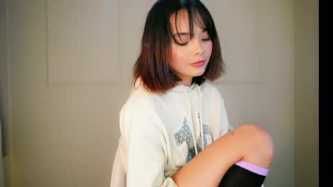 Snapshot of vanesse_ chatting on March 12, 7:35 am Irina online show from March 12, 7:35 am