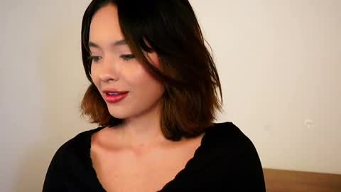 Snapshot of vanesse_ chatting on March 6, 2:41 am Irina online show from March 6, 2:41 am