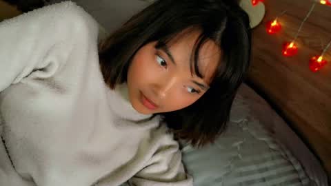 Snapshot of vanesse_ chatting on February 15, 6:55 am Irina online show from February 15, 6:55 am