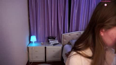 Luna online show from December 1, 7:12 pm