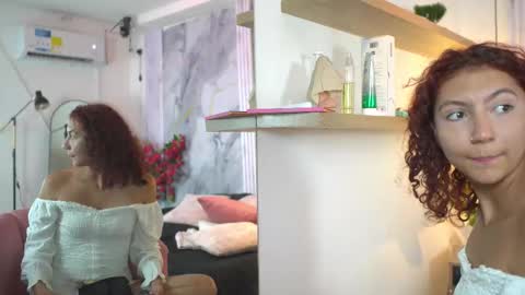 vanilla_hot_ online show from October 19, 7:29 pm