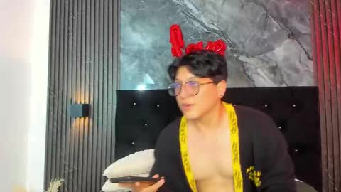 Snapshot of vanilla_hot_ chatting on February 22, 5:02 pm vanilla_hot_ online show from February 22, 5:02 pm