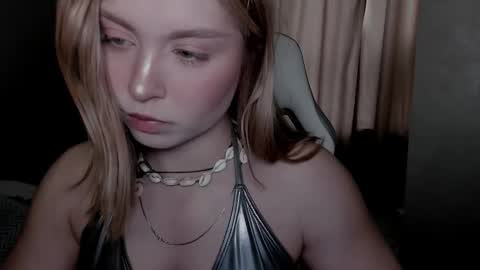 Snapshot of vanillalivitski chatting on September 15, 11:12 am Vanilla online show from September 15, 11:12 am