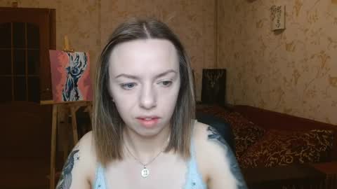 VanillaMuffin online show from April 8, 5:21 am