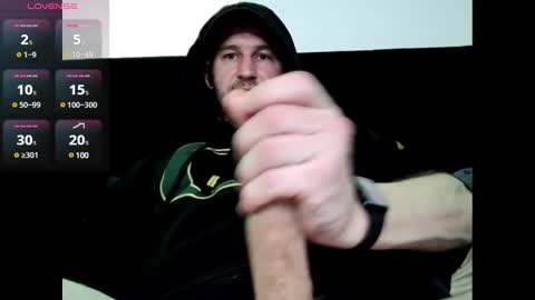 Snapshot of vanillaniceeee chatting on February 11, 10:39 pm vanillaniceeee online show from February 11, 10:39 pm