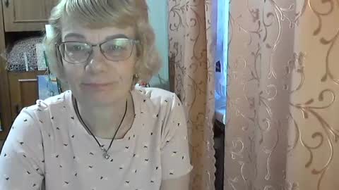 Vanillaxcreamy online show from March 1, 3:16 pm