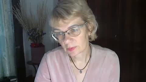 Vanillaxcreamy online show from December 29, 12:55 pm