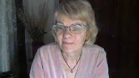 Vanillaxcreamy online show from January 8, 3:28 pm