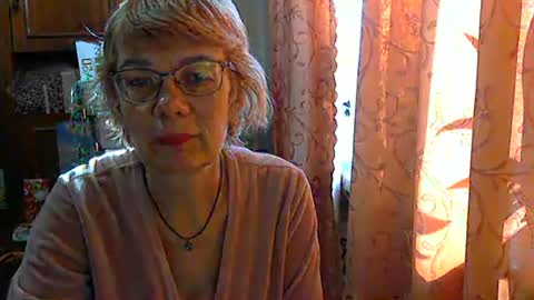 Vanillaxcreamy online show from February 24, 11:43 am