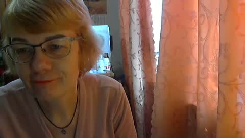 Vanillaxcreamy online show from February 25, 10:37 am