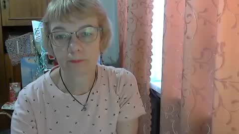 Vanillaxcreamy online show from February 7, 12:06 pm