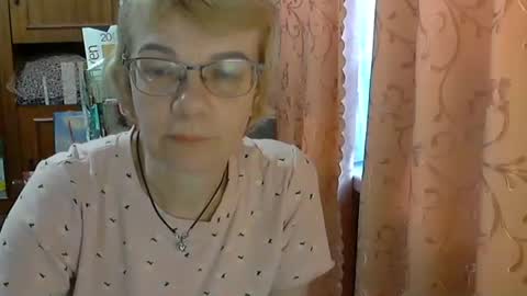 Vanillaxcreamy online show from March 6, 3:24 pm
