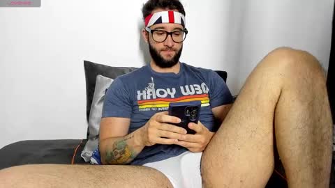 Snapshot of vann_helsing chatting on March 6, 6:59 pm Van online show from March 6, 6:59 pm