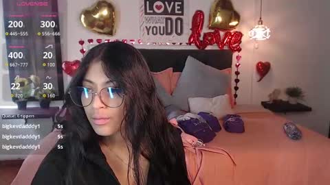 vane online show from February 4, 7:33 pm