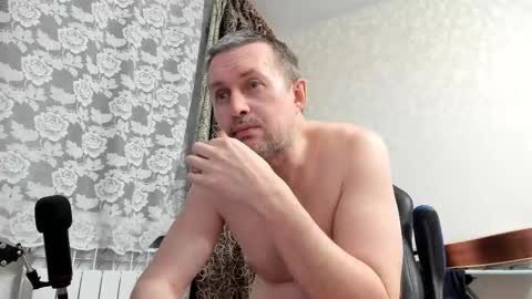 vano_822 online show from March 1, 4:22 pm