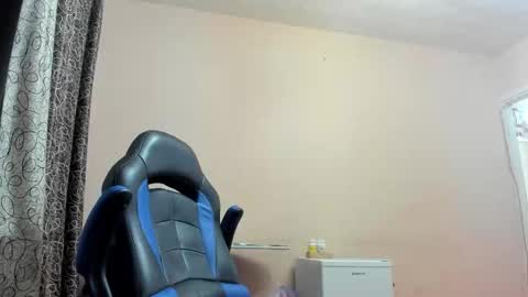 vano_822 online show from November 3, 2:07 pm