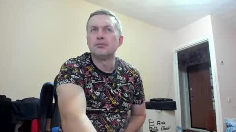 vano_822 online show from October 2, 8:18 pm