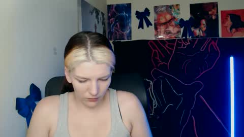 Vanessa online show from April 14, 4:32 pm