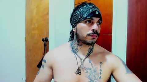 vanvelckan_ online show from July 2, 3:23 am