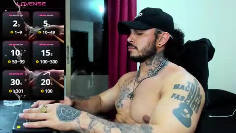 vanvelckan_ online show from September 24, 6:42 am