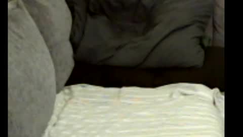 varmland1988 online show from April 18, 6:54 pm