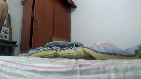 Snapshot of vasaryus chatting on January 3, 3:44 pm vasaryus online show from January 3, 3:44 pm